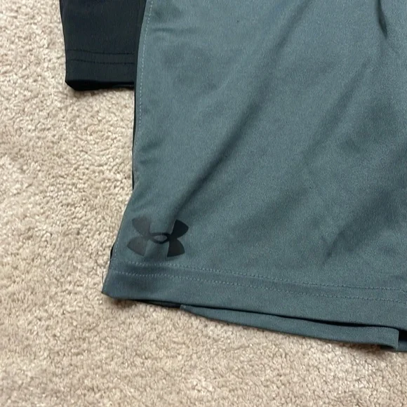 UNDER ARMOUR MATCHING SET - Picture 2 of 7